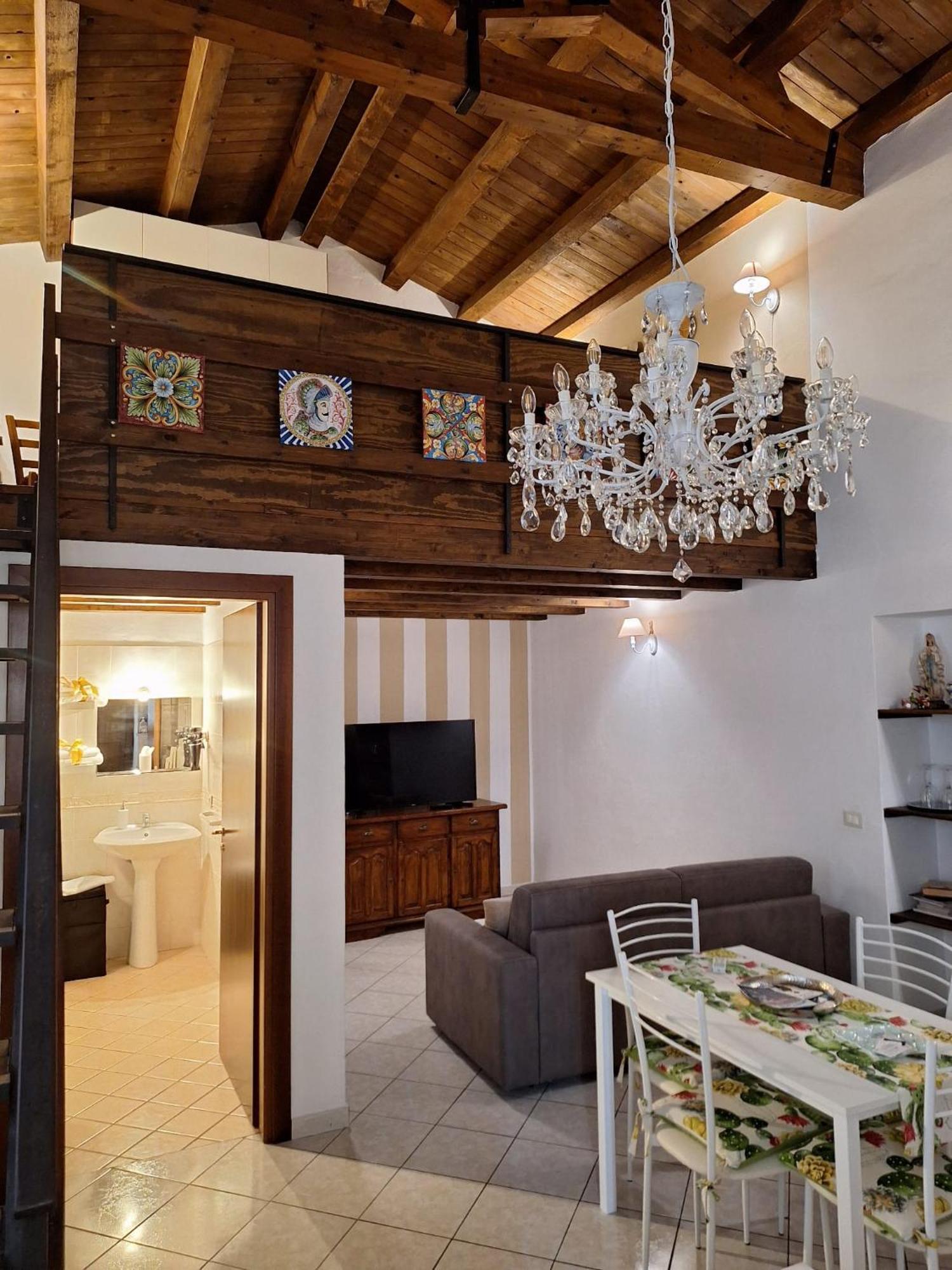 La Casa Di Sarah Villa Syracuse Exterior photo